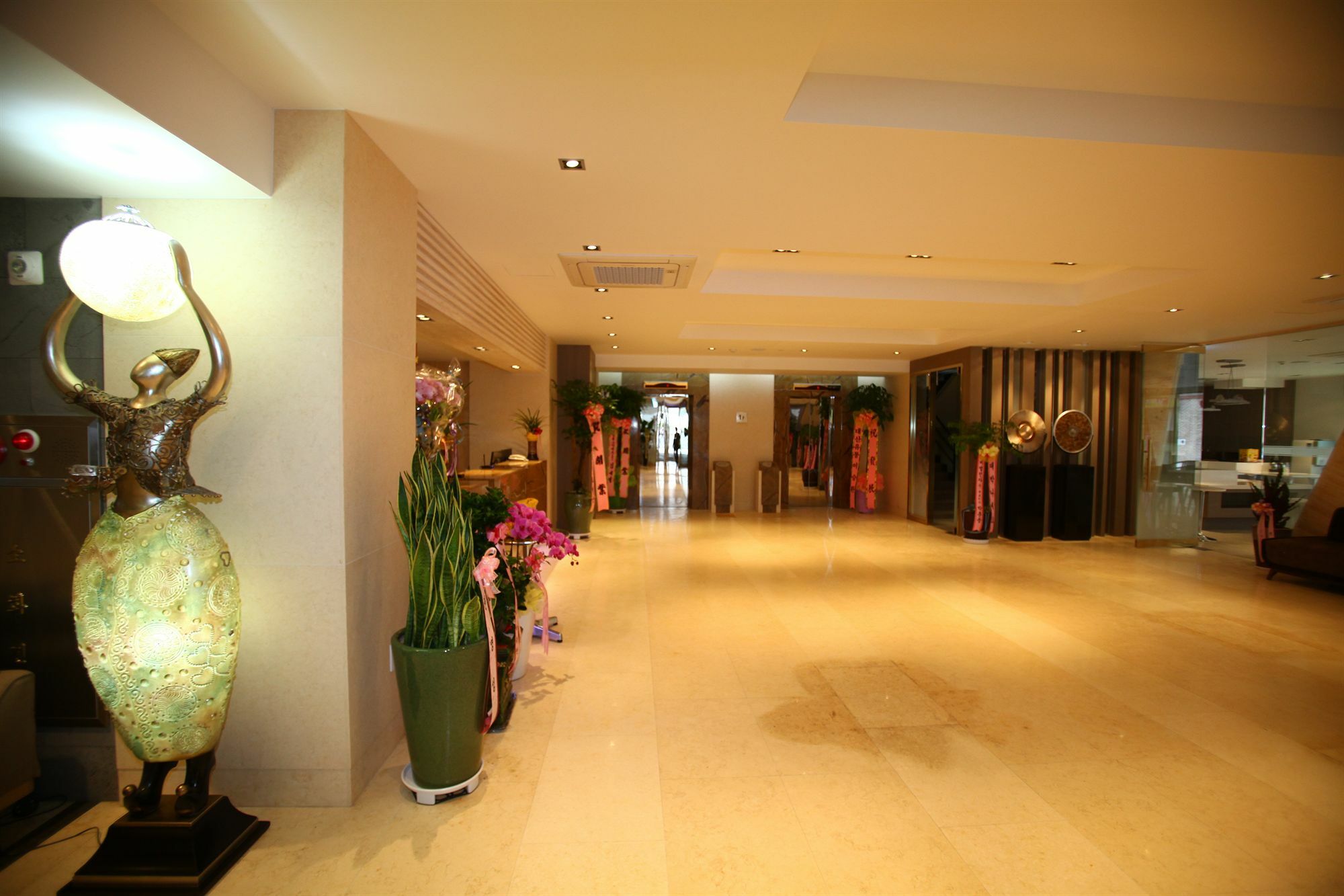 Suwon Reve Hotel Exterior foto